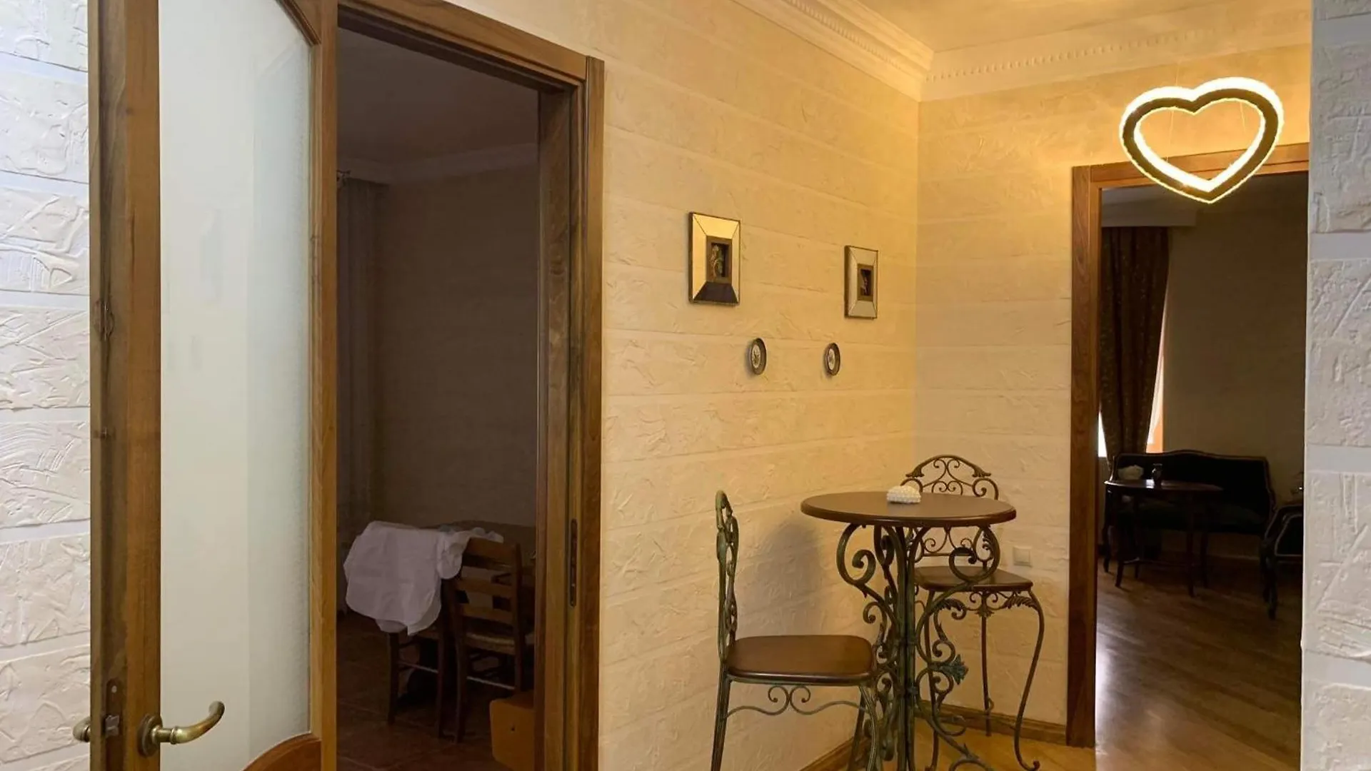 טביליסי Comfortable Apartment In Vake גאורגיה